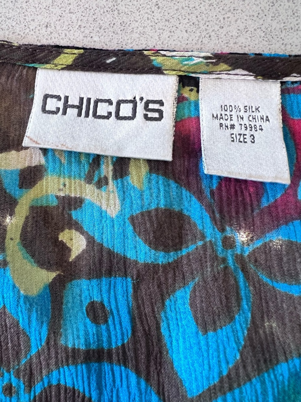 Chico’s 100%Silk Sheer tunic V-neckline 3/4 sleeves Floral Geometric Sz 3 XL 16 - Picture 5 of 9